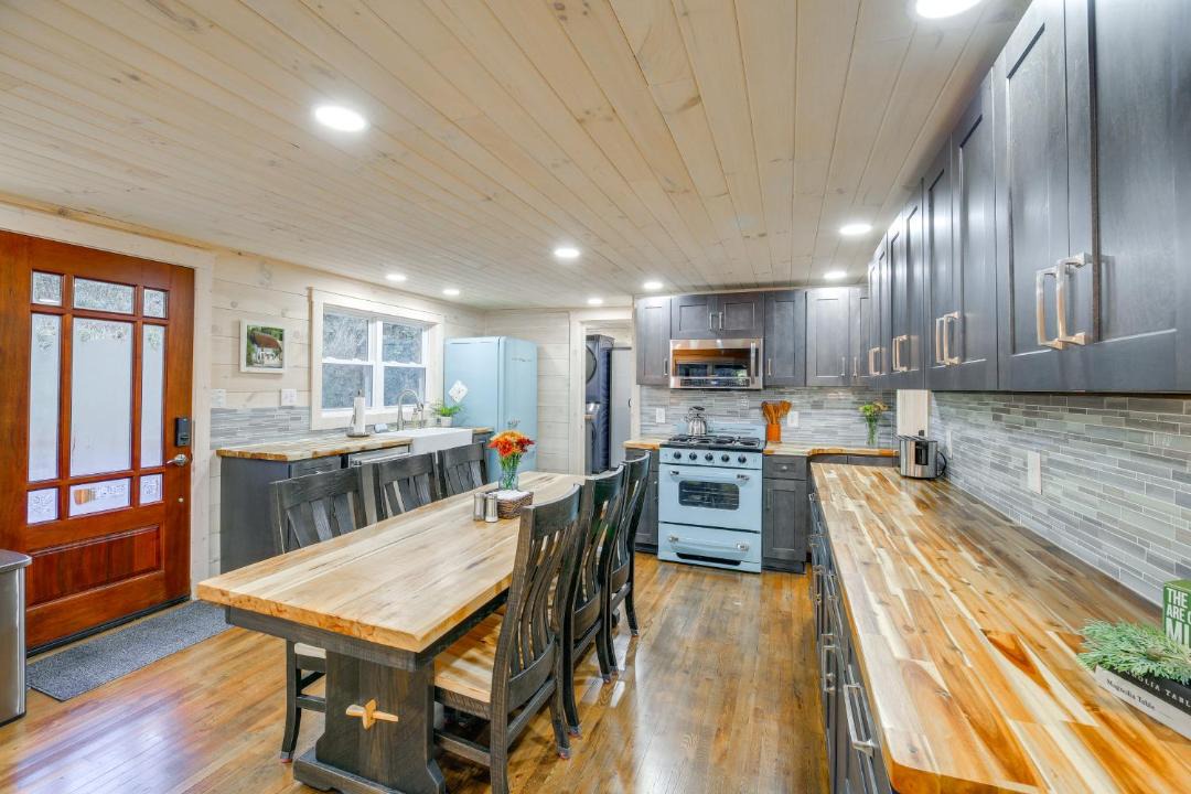 Photo of Kitchen in Lansing