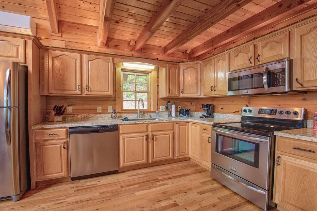 Photo of Kitchen in Maggie Valley