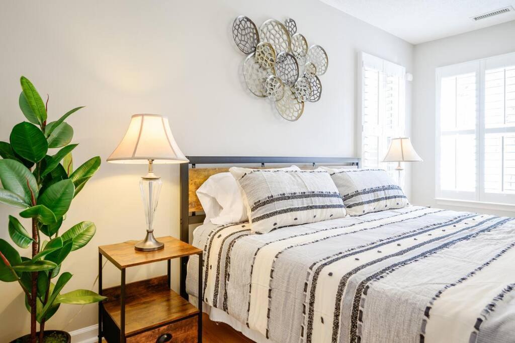 Photo of Bedroom in Apex