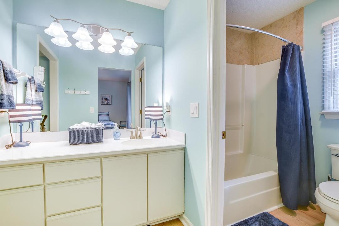 Photo of Bathroom in Sea Trail