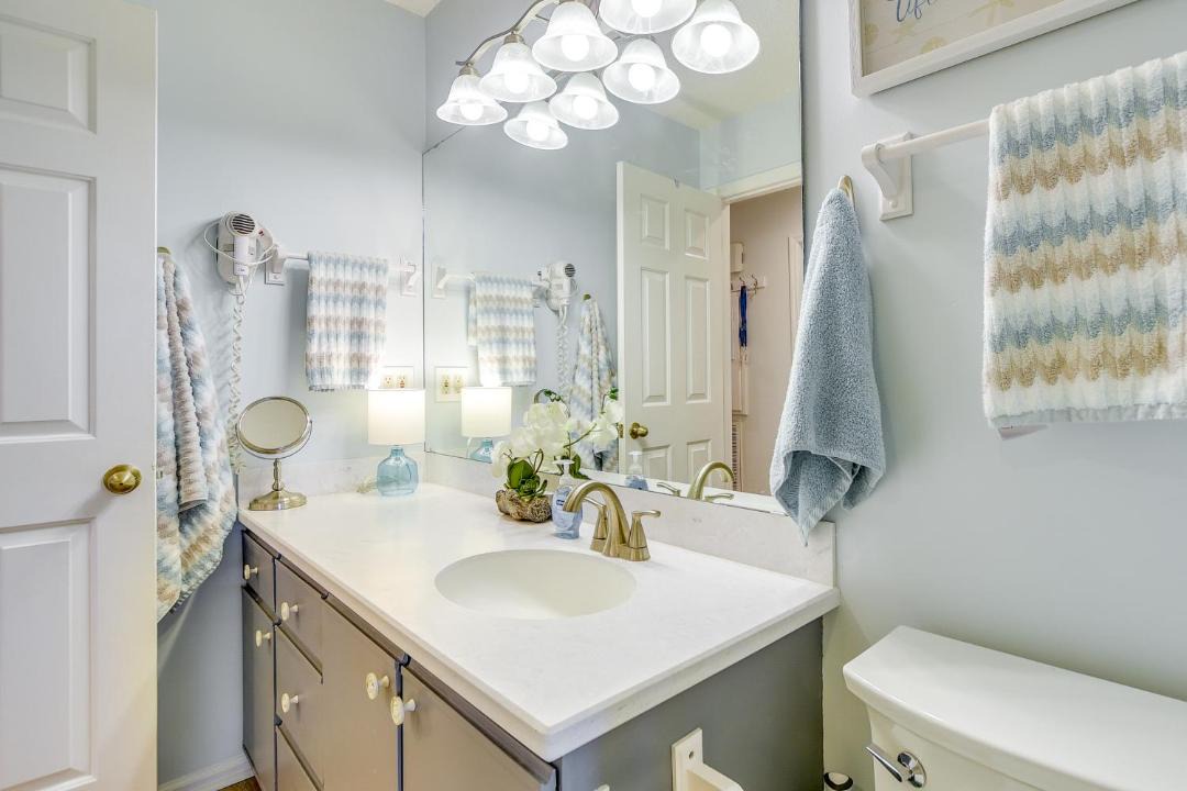 Photo of Bathroom in Sea Trail