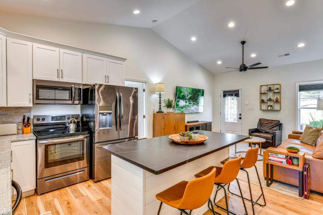 Photo of Kitchen in Hickory
