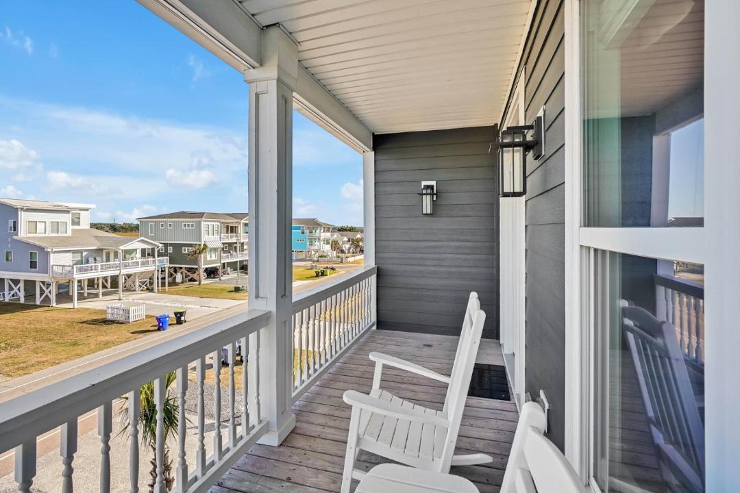 Photo of Patio Balcony in Oak Island