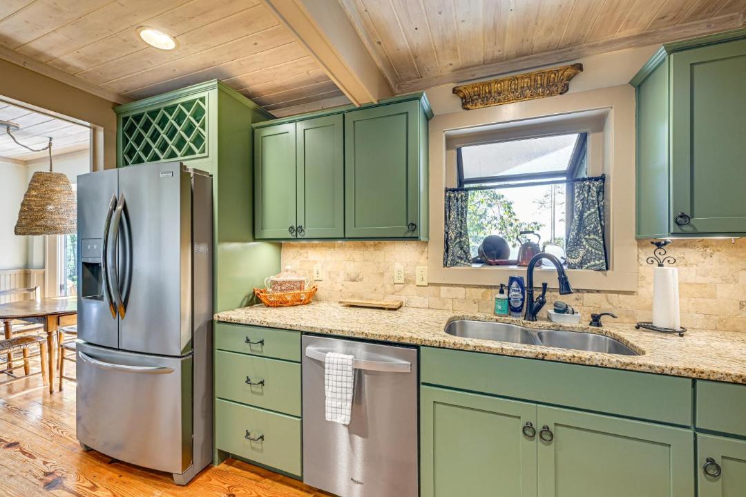 Photo of Kitchen in Glenville