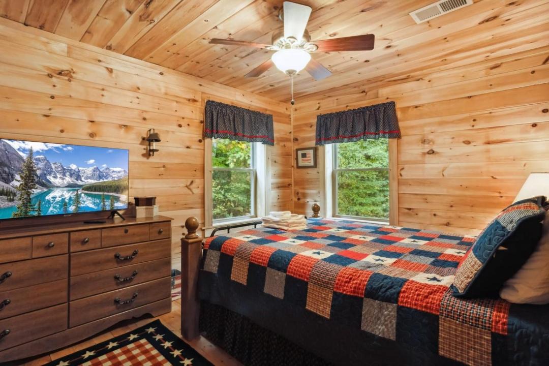 Photo of Bedroom in Todd