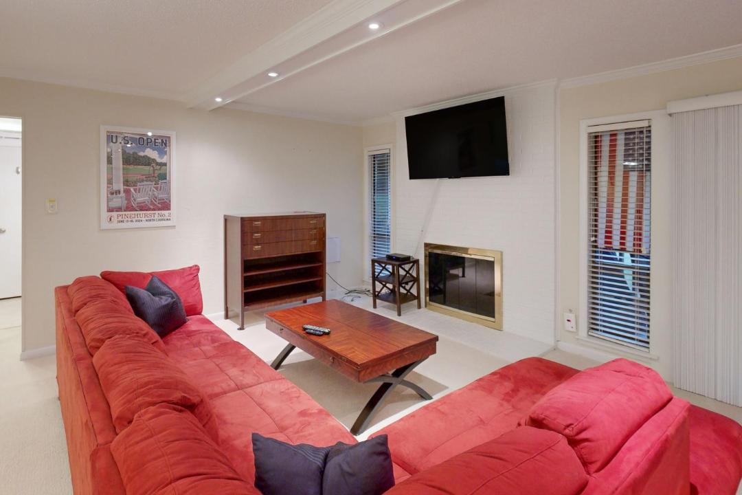 Photo of Livingroom in Pinehurst