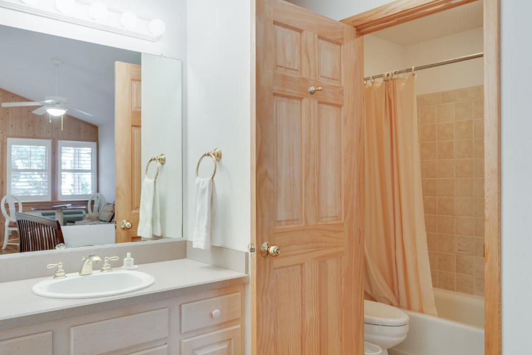 Photo of Bathroom in Ocracoke