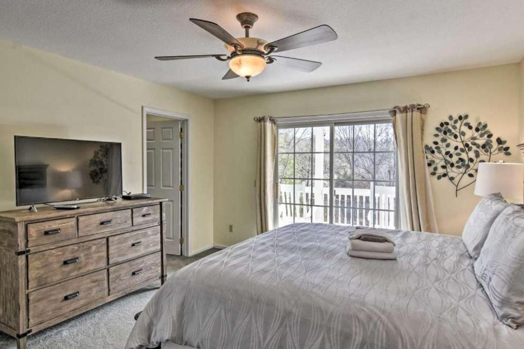 Photo of Bedroom in Weaverville