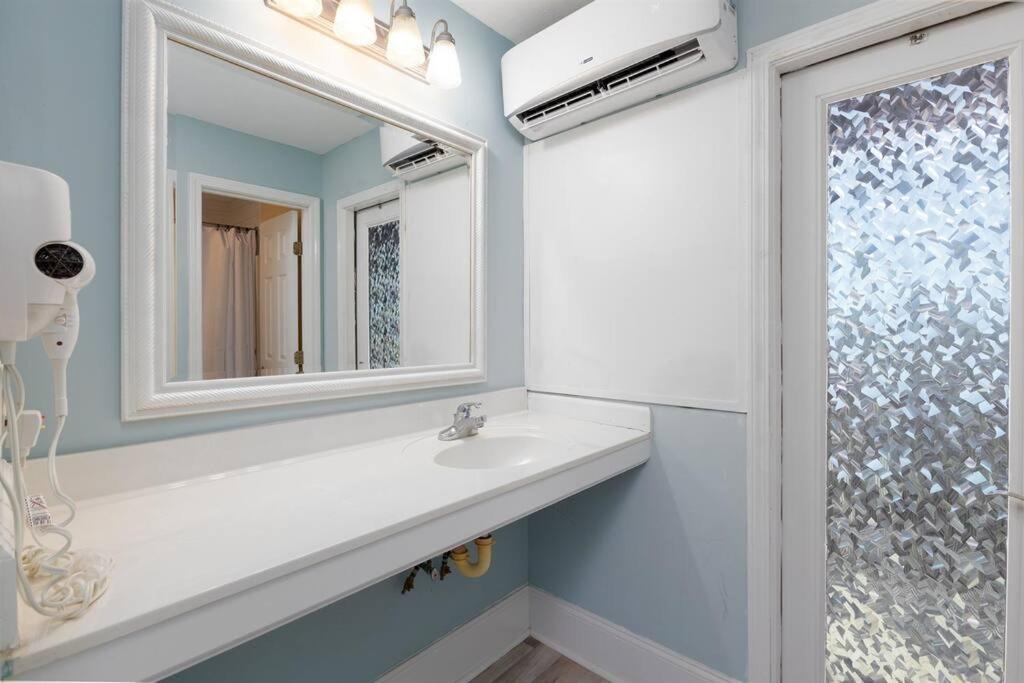 Photo of Bathroom in Surf City