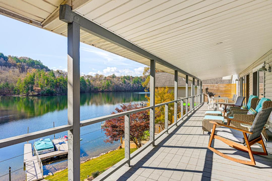 Photo of Patio Balcony in Robbinsville