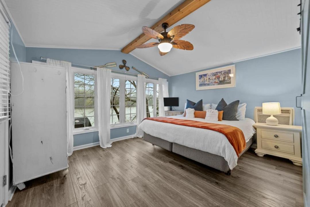 Photo of Bedroom in Albemarle