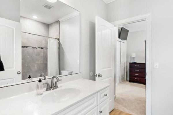 Photo of Bathroom in Holden Beach