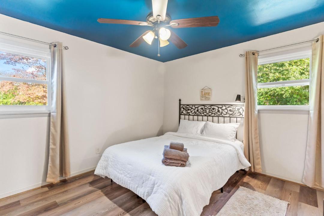 Photo of Bedroom in Kings Grant