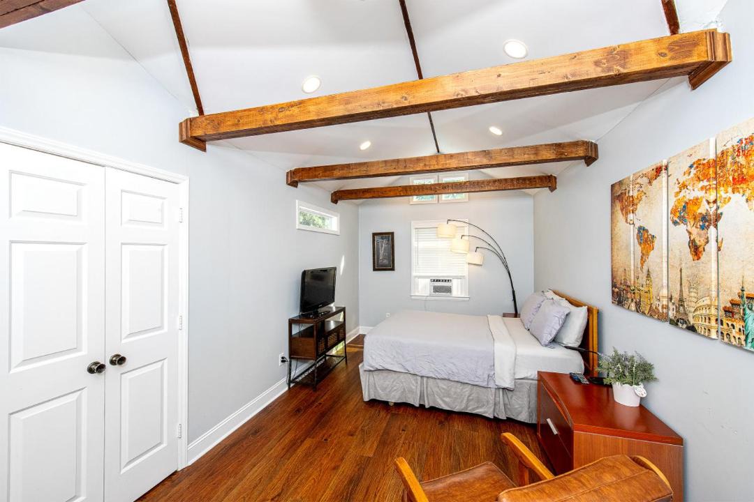 Photo of Bedroom in McAlpine