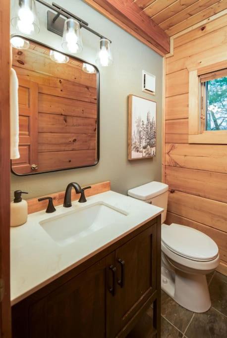 Photo of Bathroom in Boone