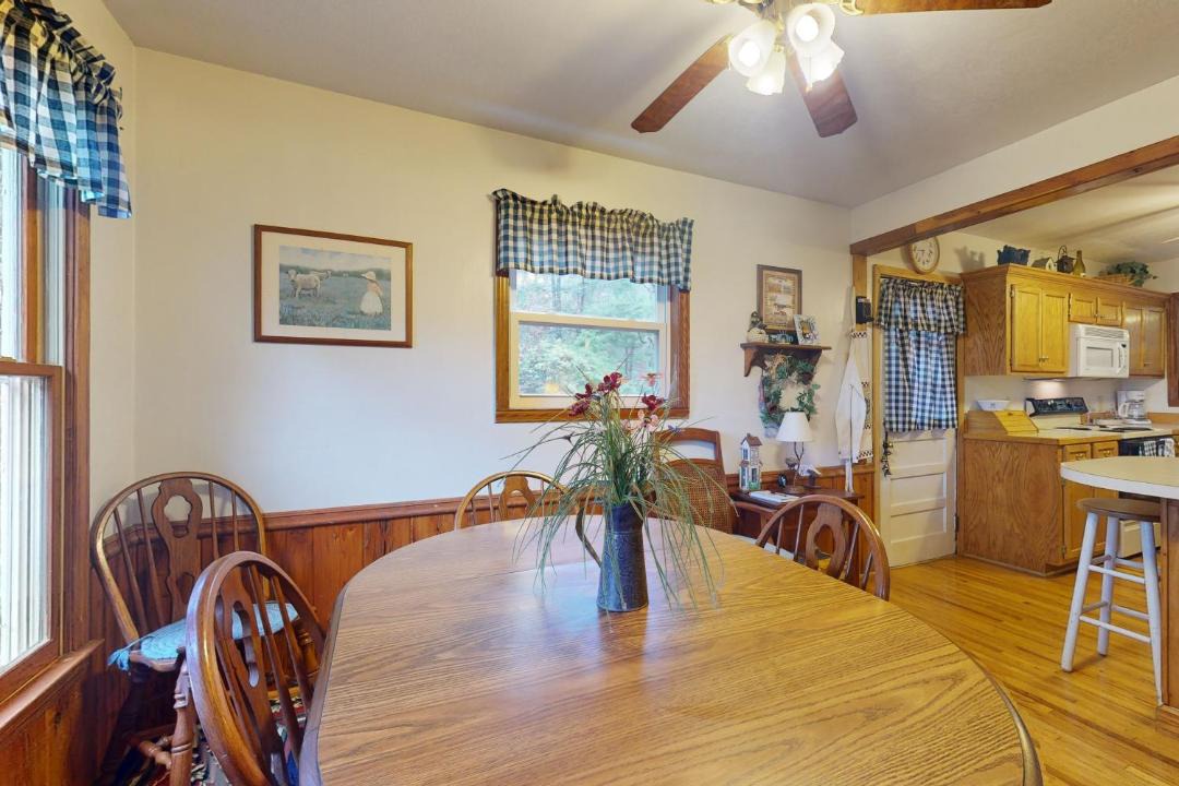Photo of Kitchen in Scaly Mountain
