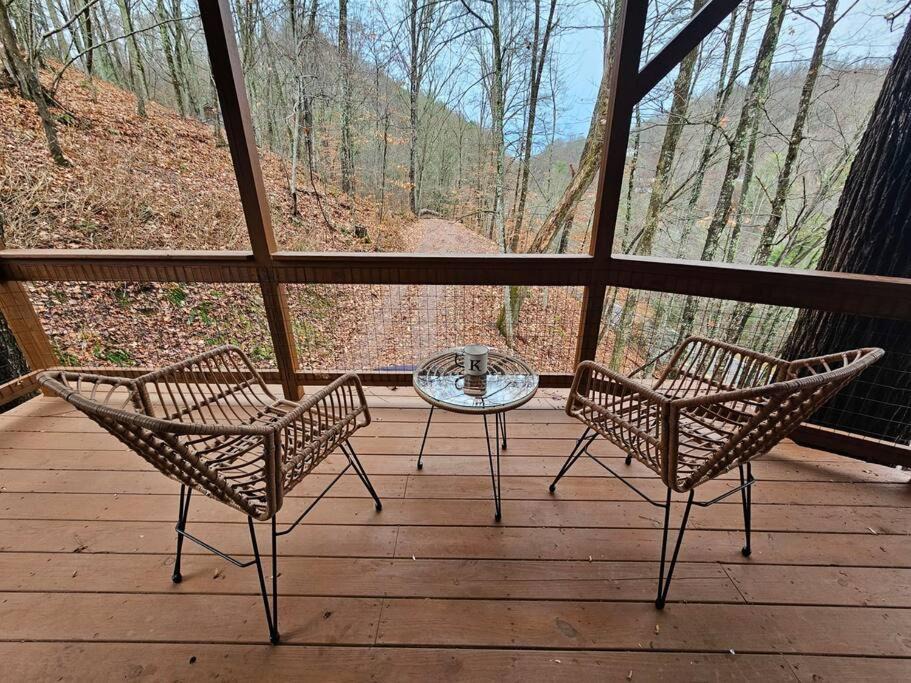 Photo of Patio Balcony in Mars Hill