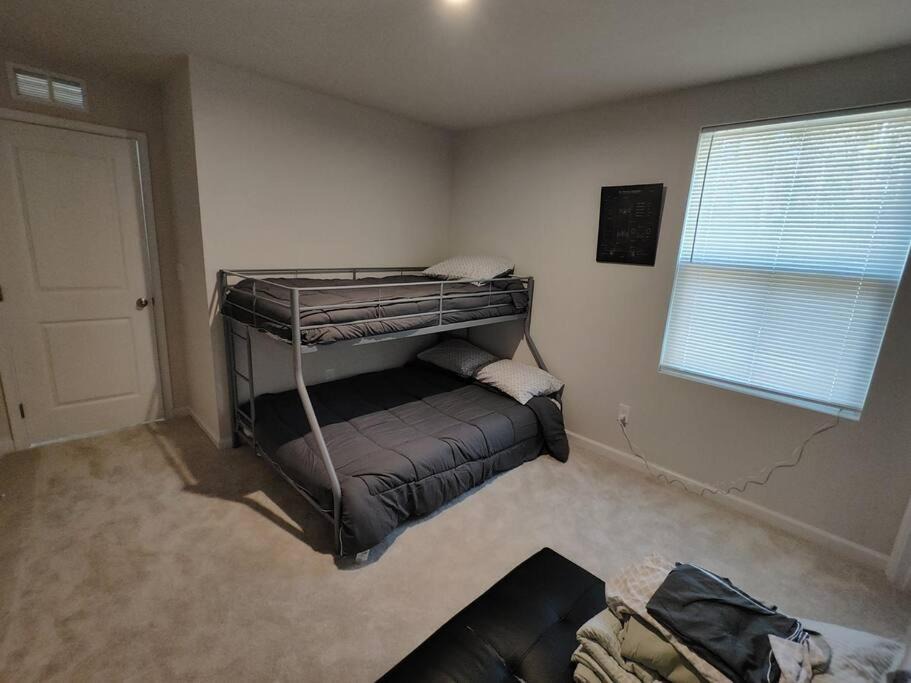 Photo of Bedroom in Troutman