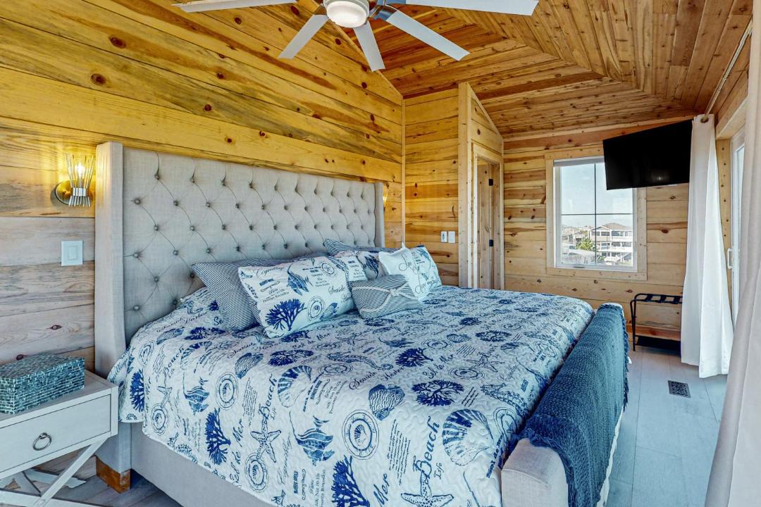 Photo of Bedroom in Ocean Isle Estates