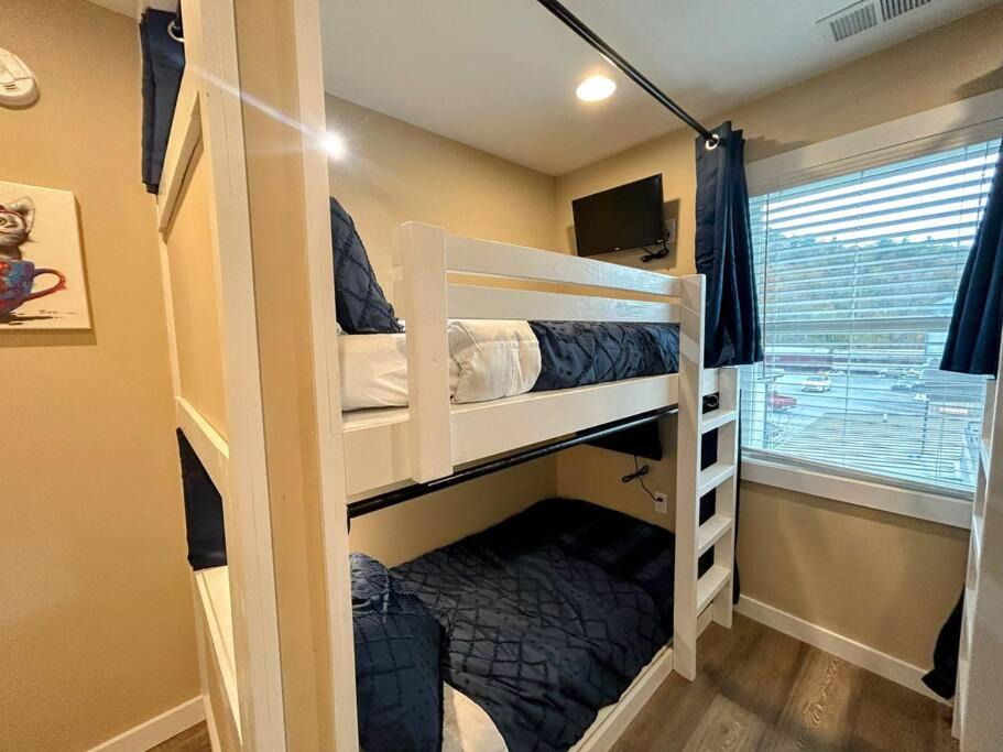 Photo of Bedroom in Bryson City