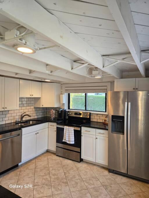 Photo of Kitchen in Hendersonville