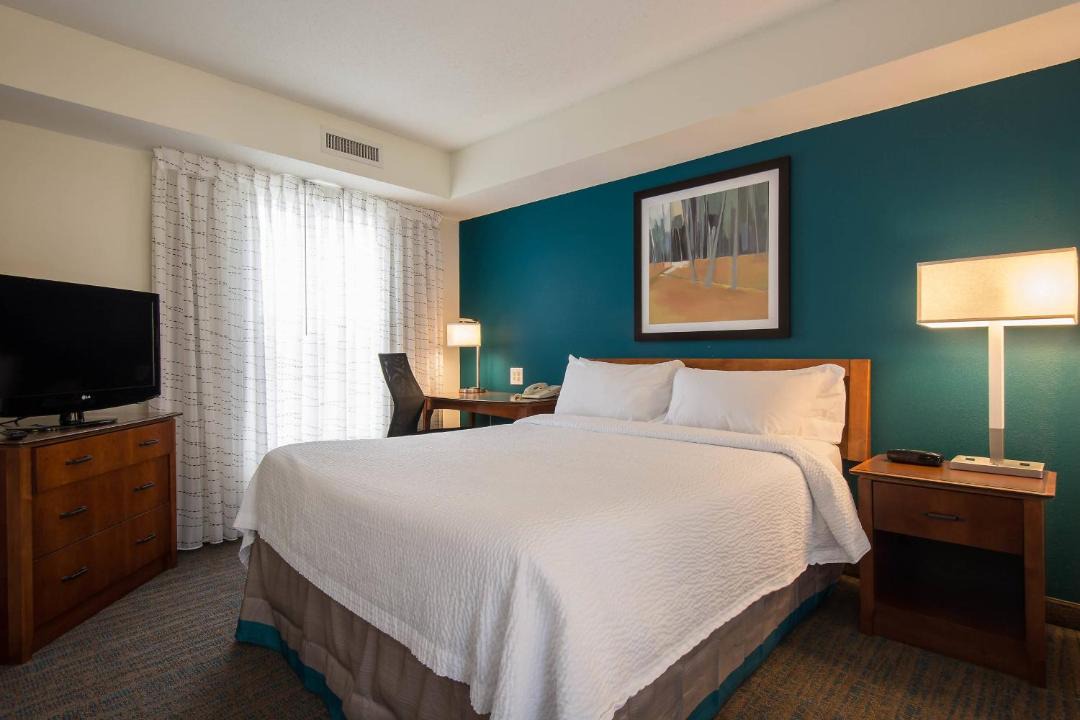 Photo of Bedroom in Piper Glen Estates