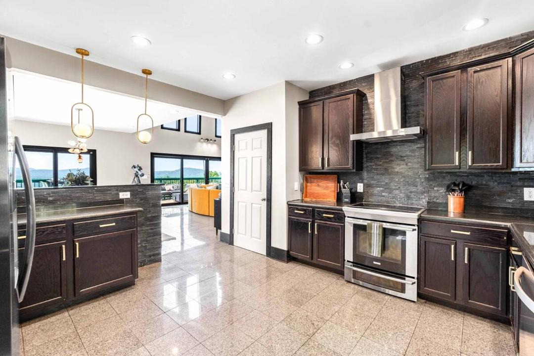 Photo of Kitchen in Hendersonville