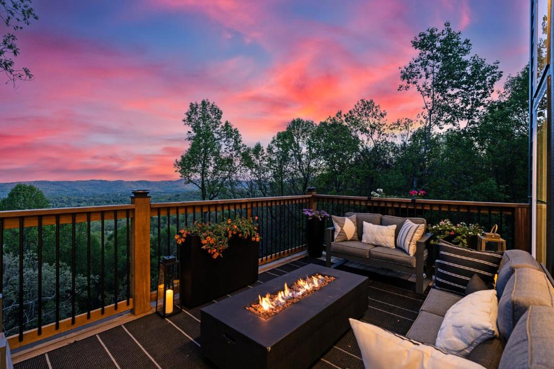 Photo of Patio Balcony in Laurel Park