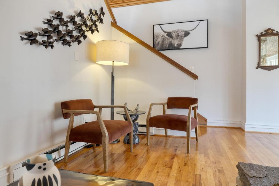 Photo of Livingroom in Mars Hill