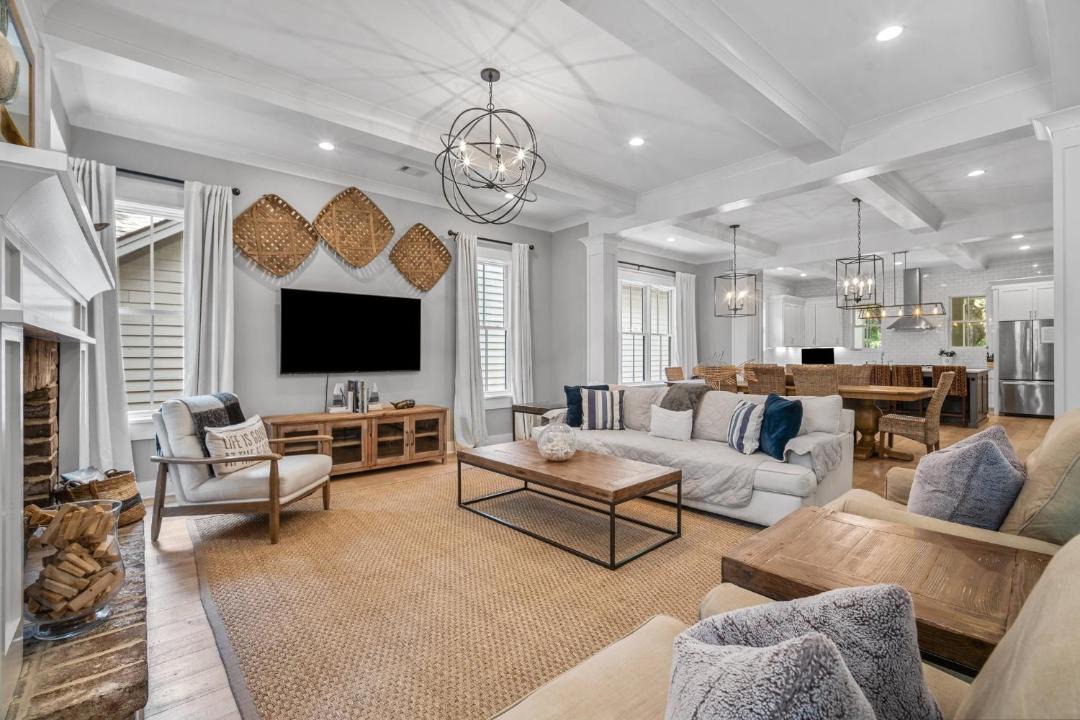 Photo of Livingroom in Lawton Woods
