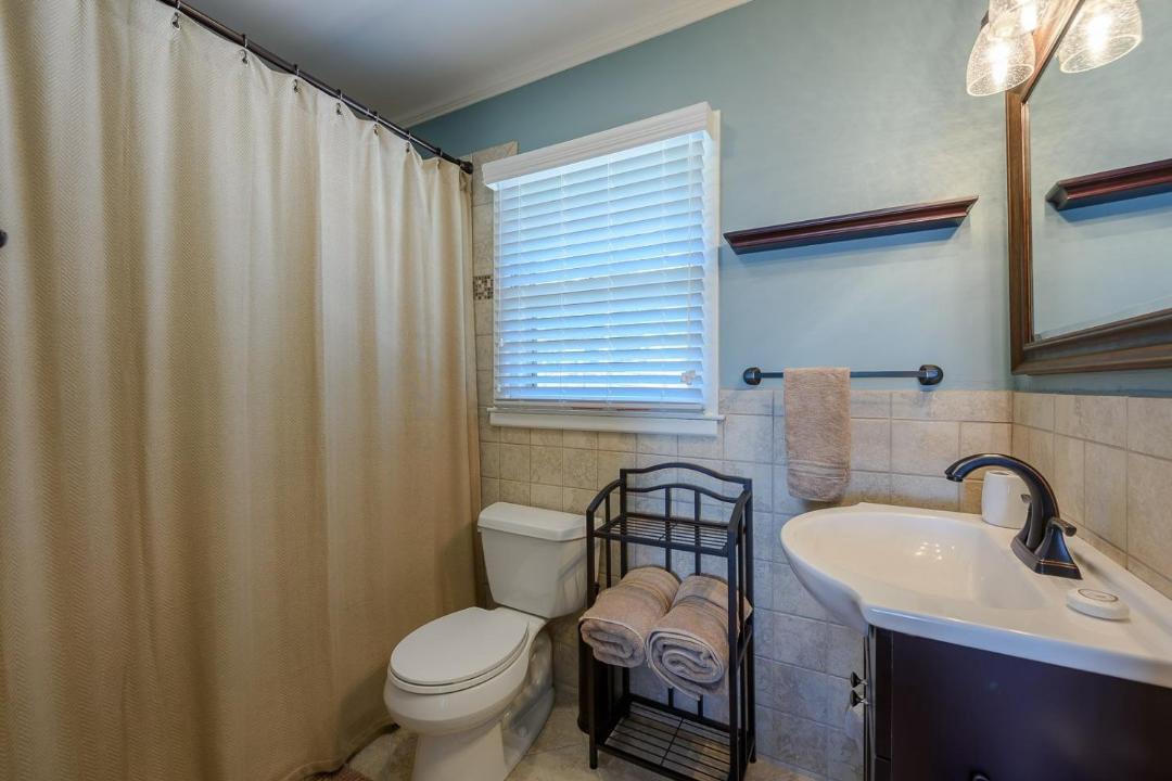 Photo of Bathroom in Blowing Rock