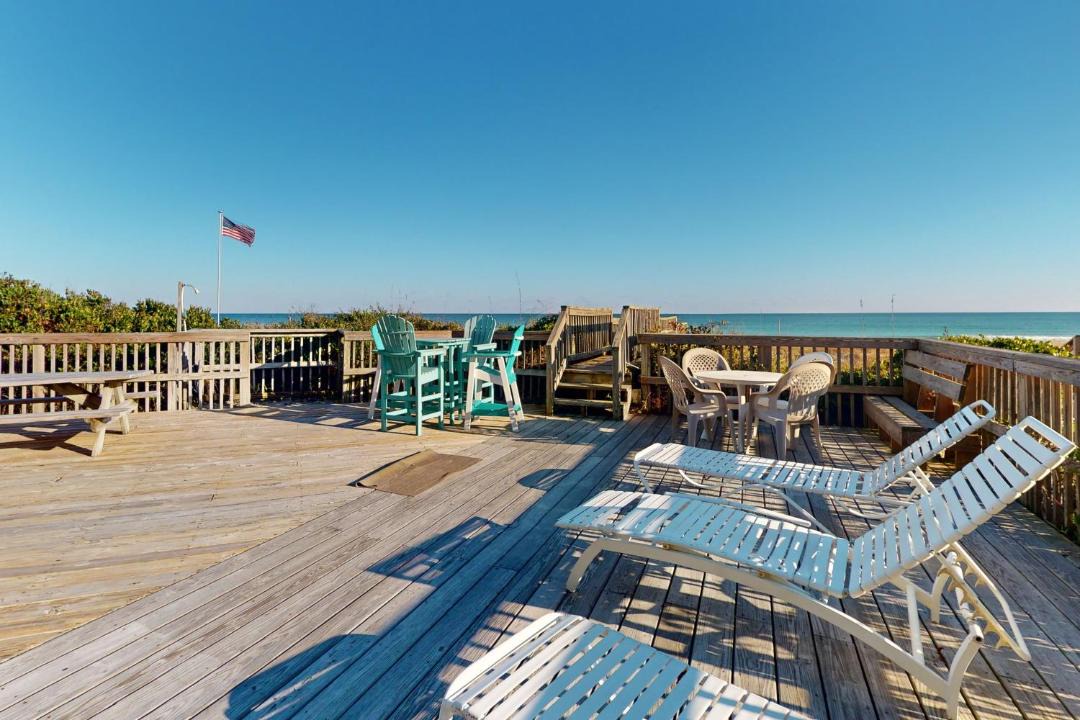 Photo of Patio Balcony in Topsail Beach