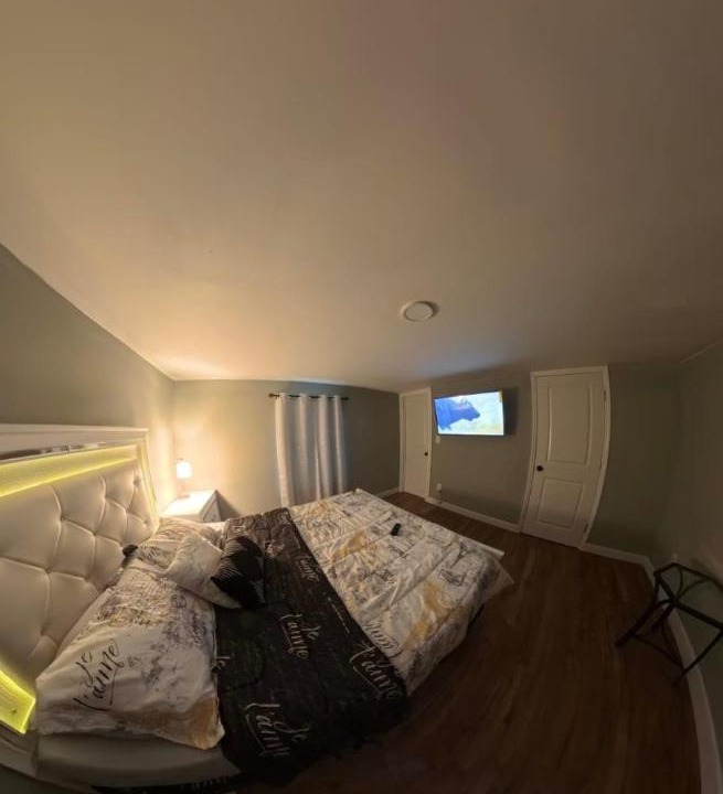 Photo of Bedroom in Roxboro