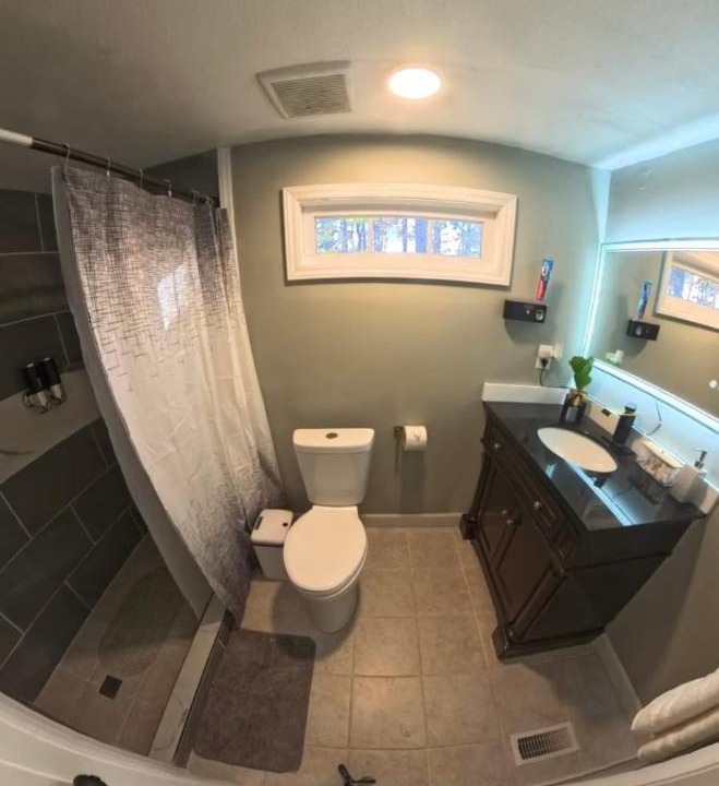 Photo of Bathroom in Roxboro