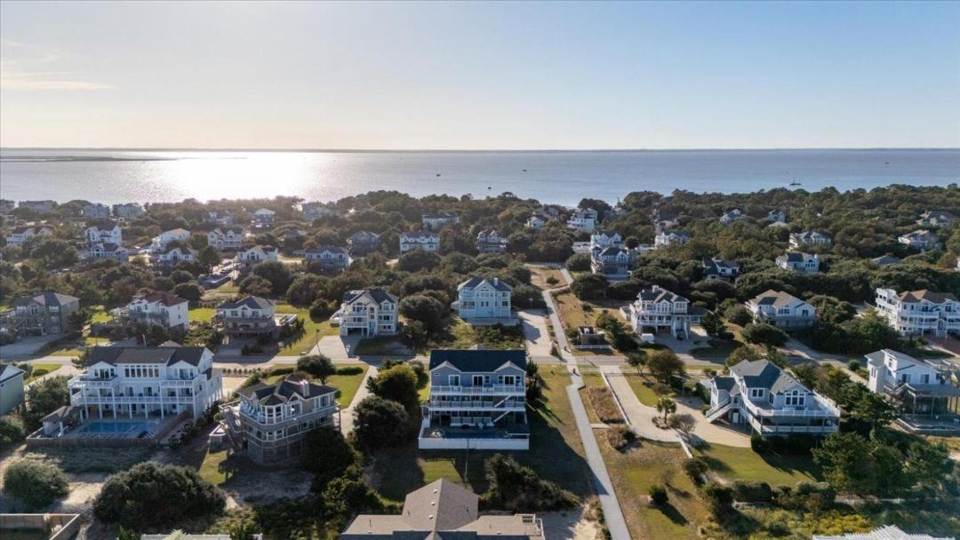 Photo of Others in Whalehead Beach