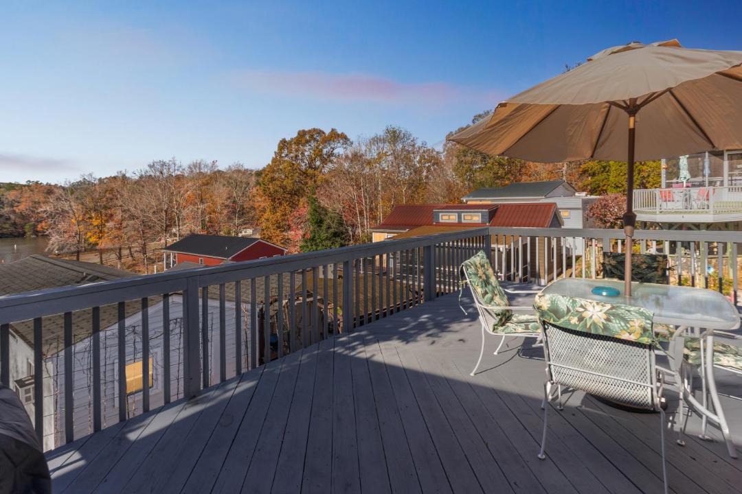 Photo of Patio Balcony in New London