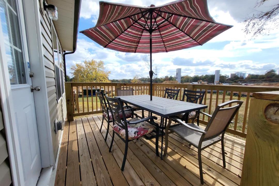 Photo of Patio Balcony in University Place