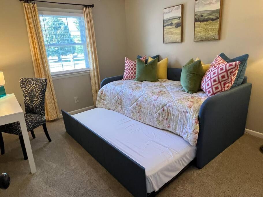 Photo of Bedroom in Dunn