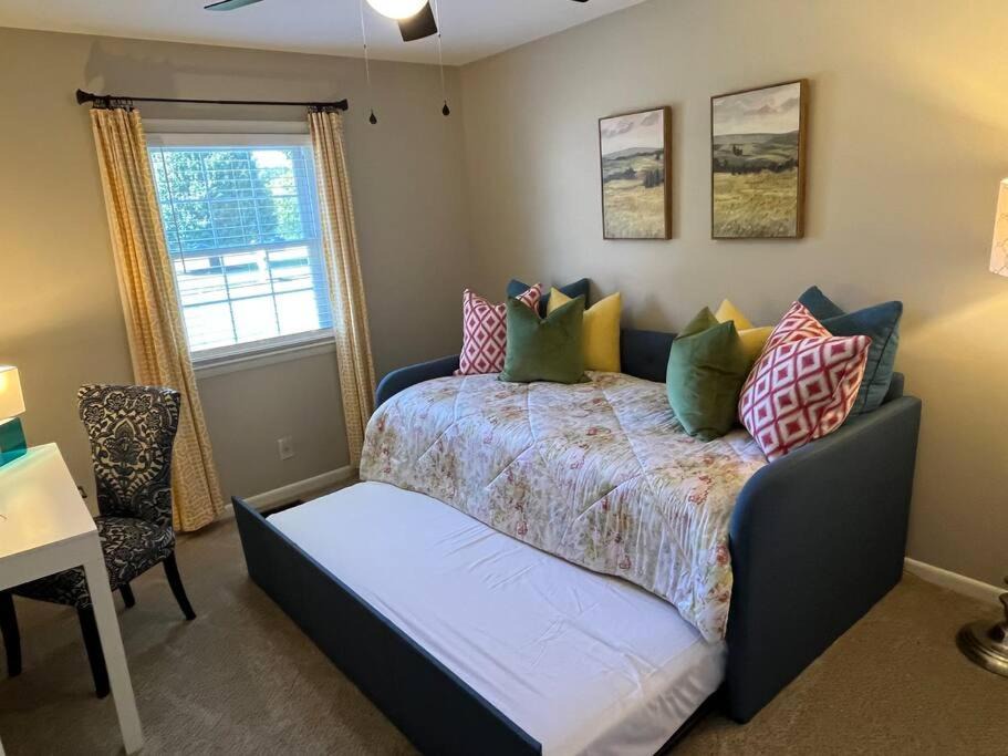 Photo of Bedroom in Dunn