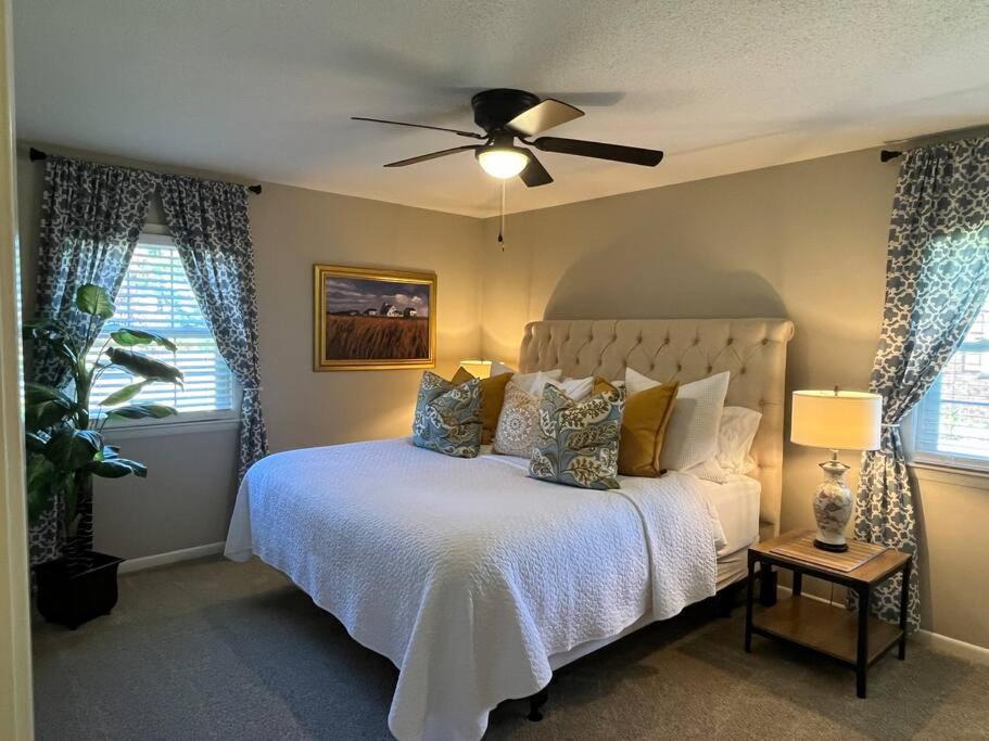 Photo of Bedroom in Dunn