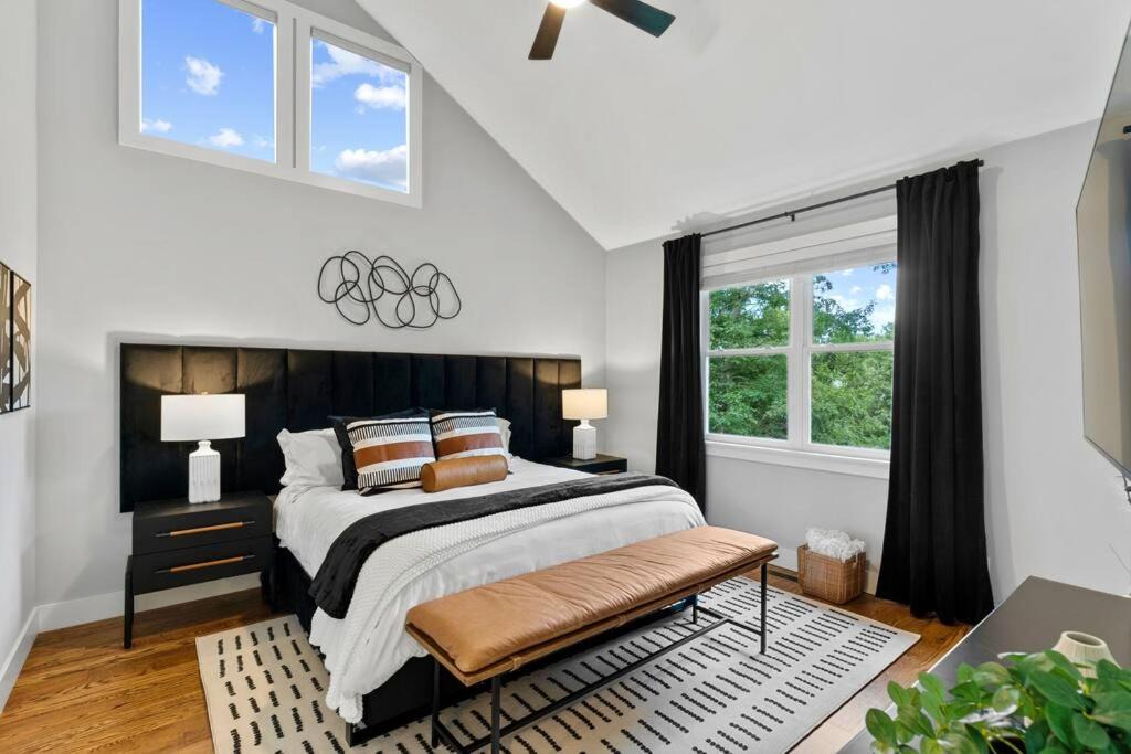 Photo of Bedroom in Swannanoa