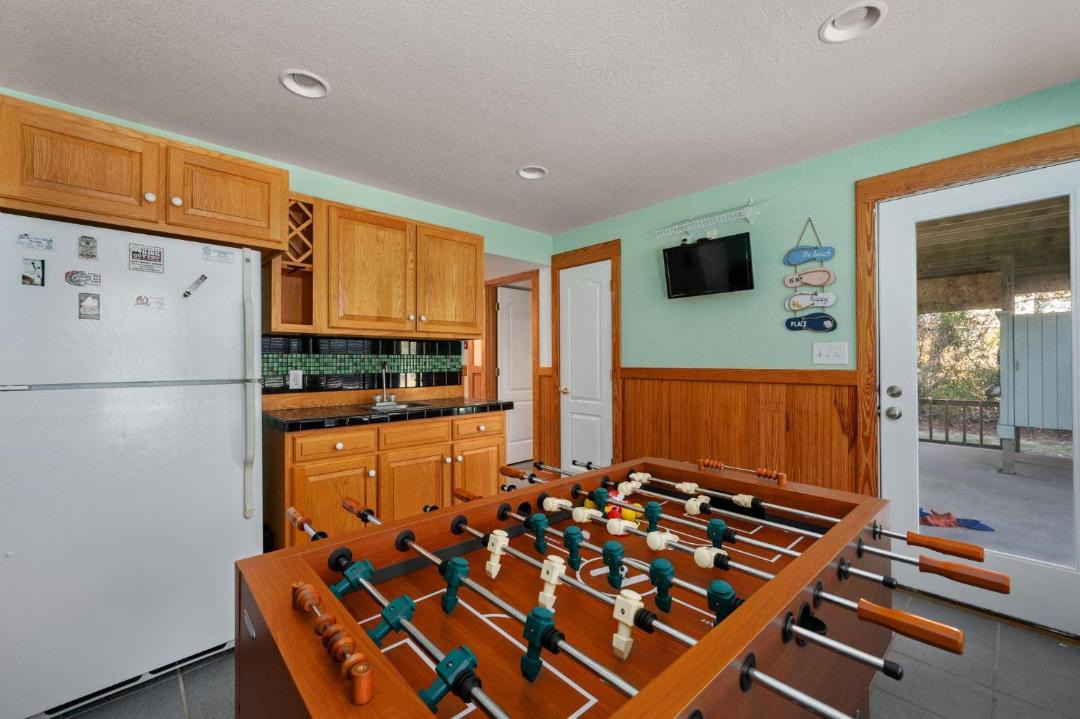 Photo of Kitchen in Whalehead Beach