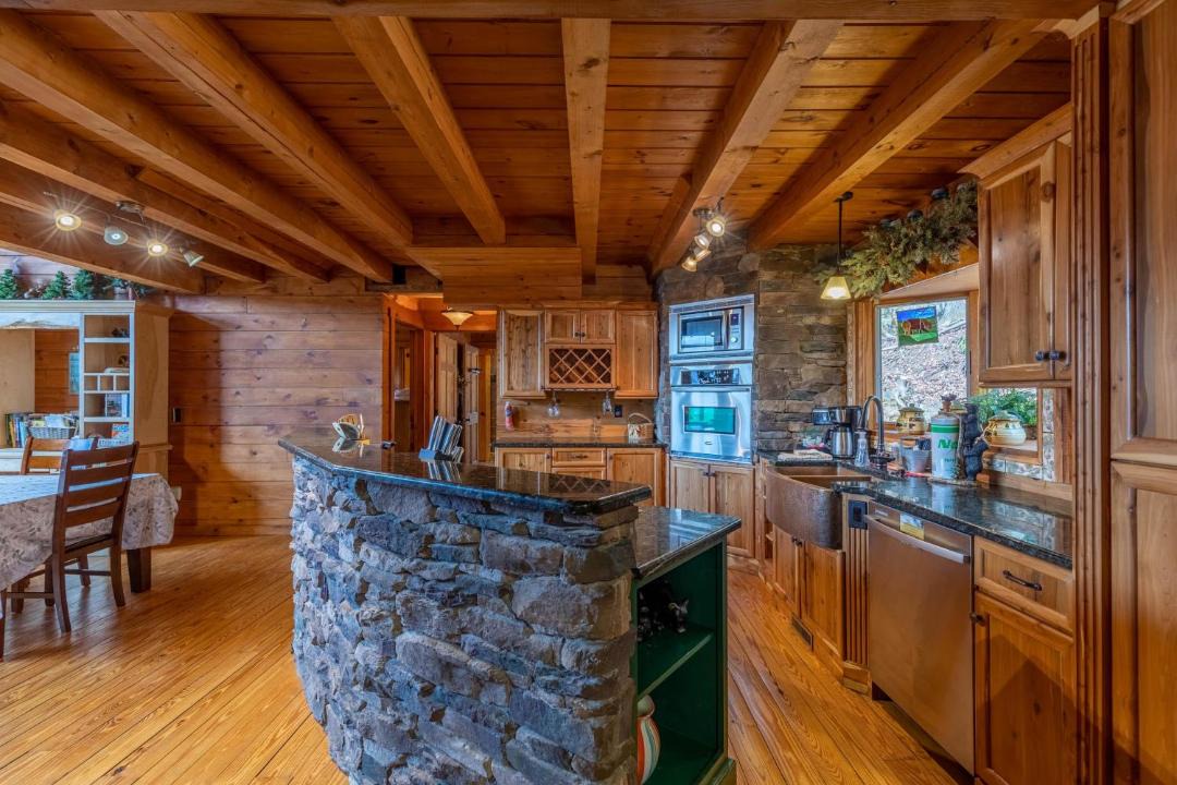 Photo of Kitchen in Foscoe