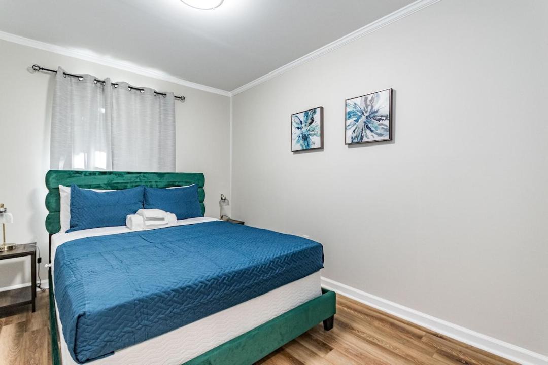 Photo of Bedroom in Downtown