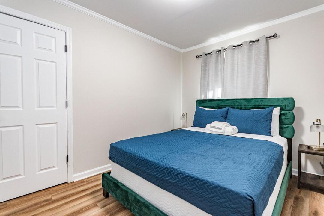 Photo of Bedroom in Downtown