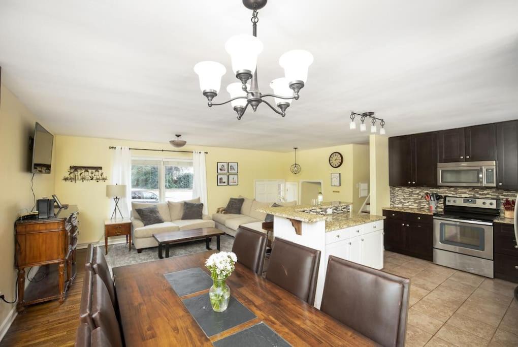 Photo of Kitchen in Beverly Woods