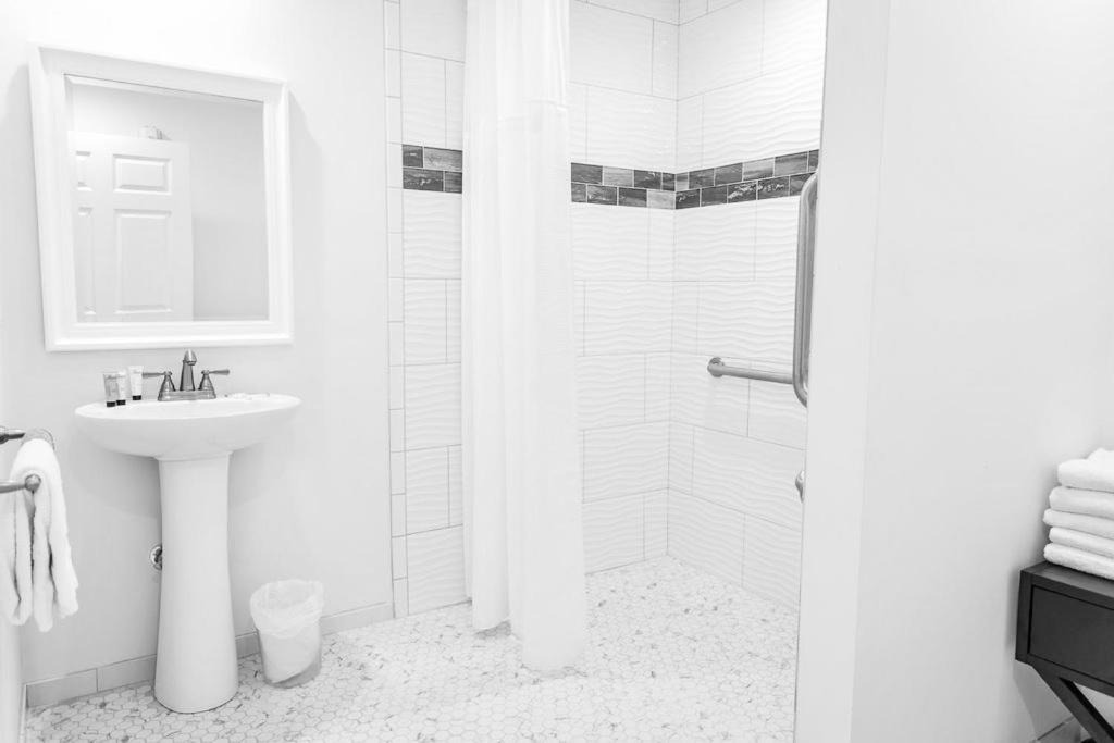 Photo of Bathroom in Surf City