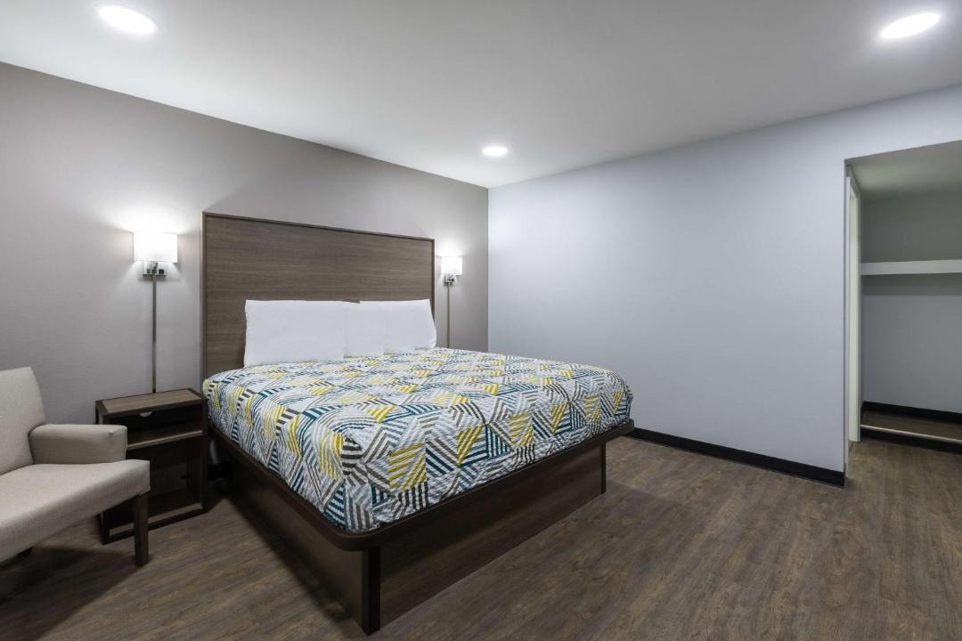 Photo of Bedroom in Hickory