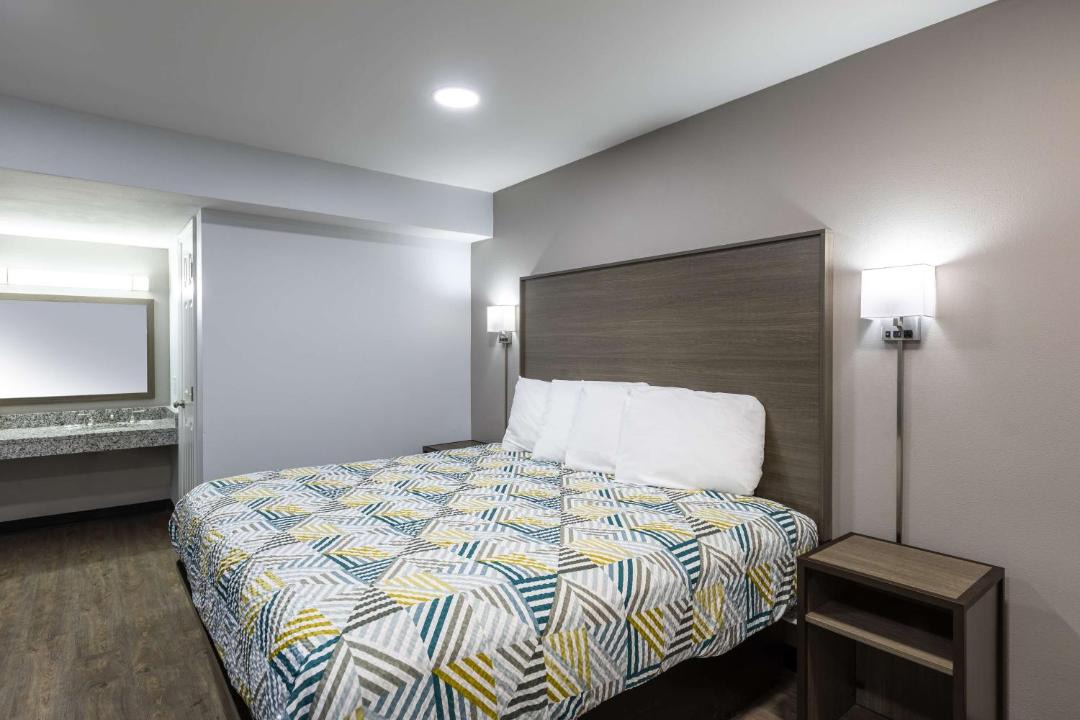 Photo of Bedroom in Hickory