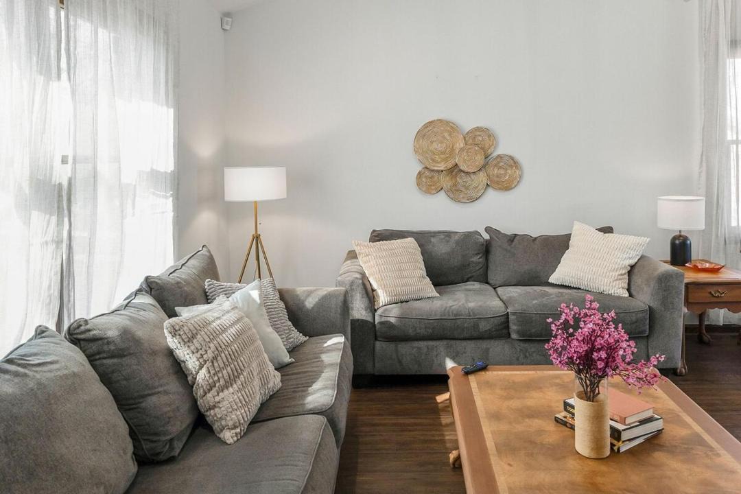 Photo of Livingroom in Southeast Raleigh